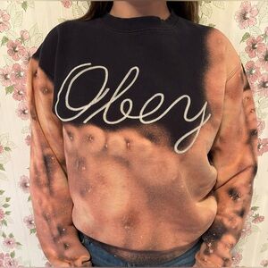 Obey Women’s Crewneck Size Small.